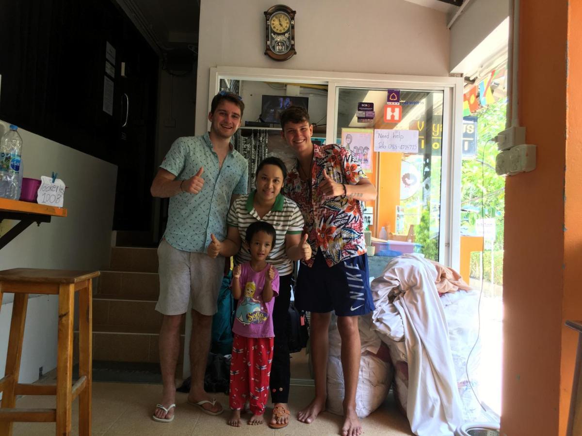 Voyagers Hostel Kepulauan Phi Phi Bagian luar foto