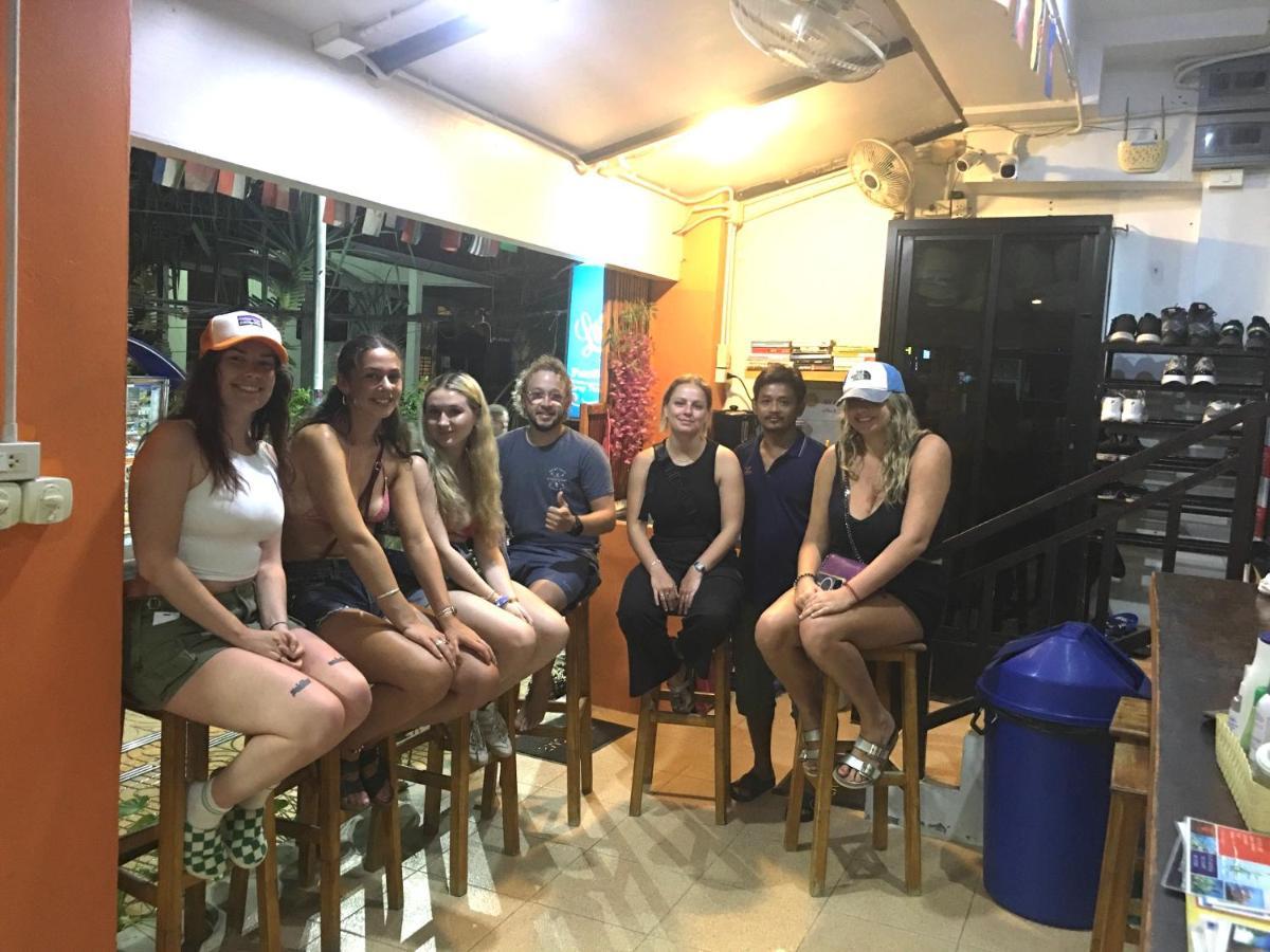 Voyagers Hostel Kepulauan Phi Phi Bagian luar foto