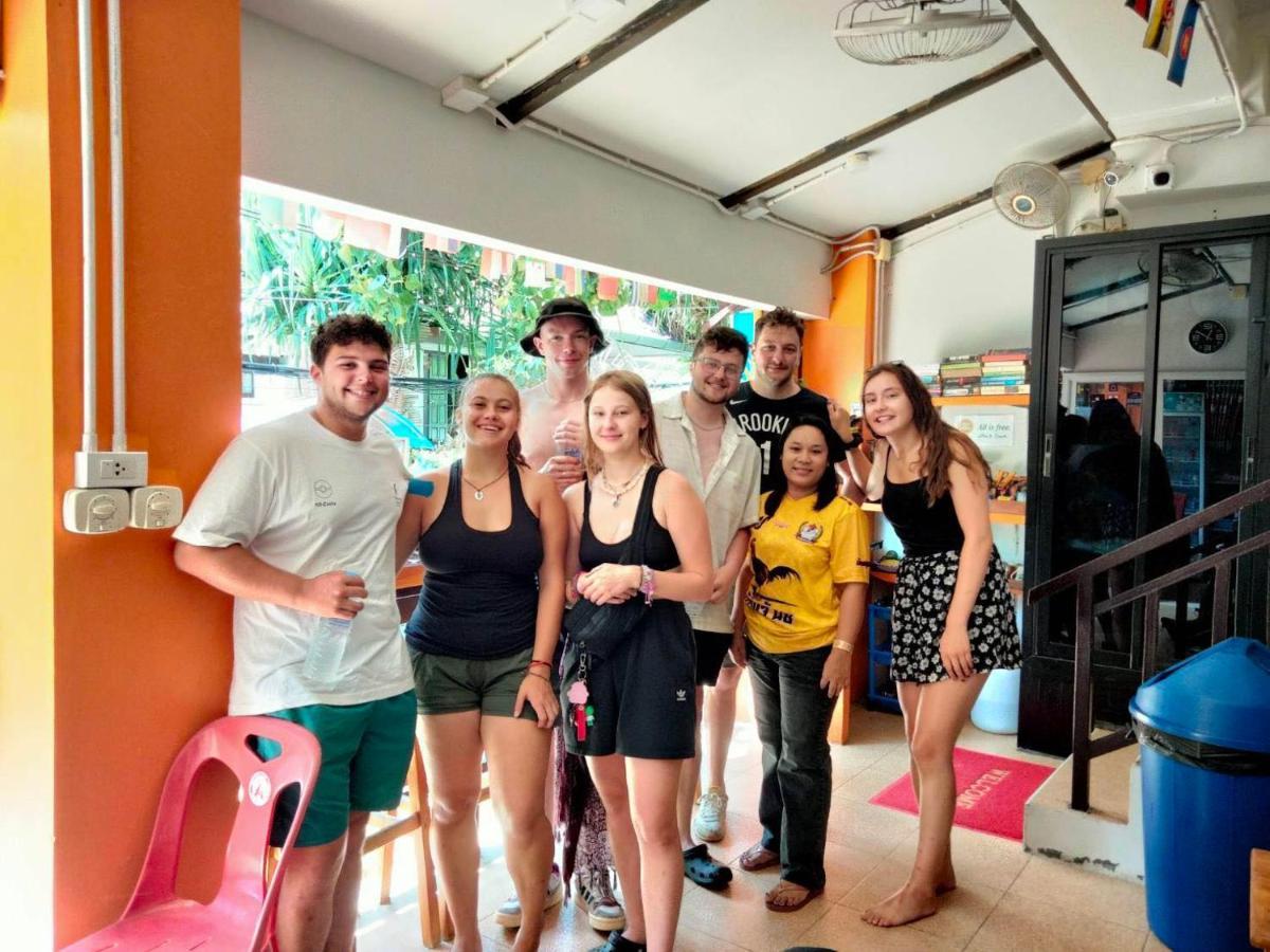 Voyagers Hostel Kepulauan Phi Phi Bagian luar foto