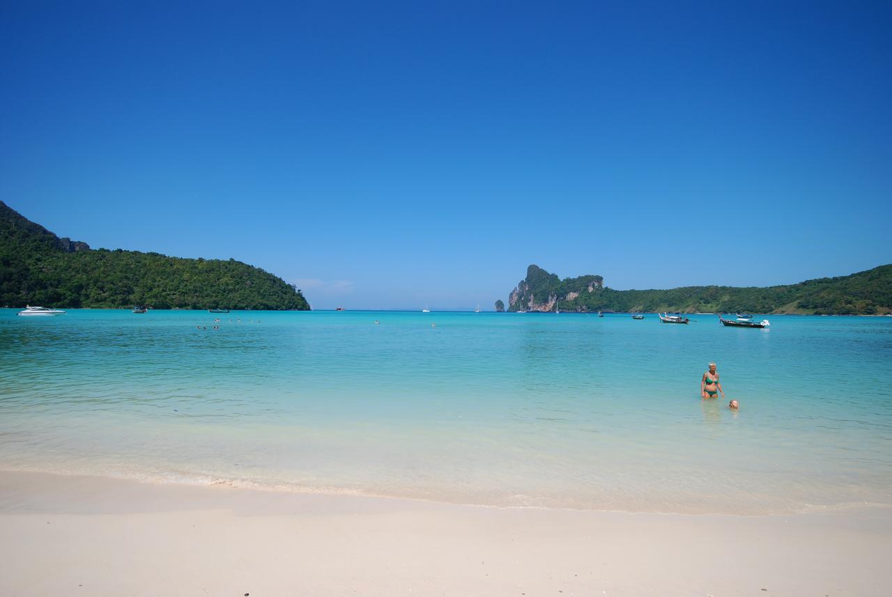 Voyagers Hostel Kepulauan Phi Phi Bagian luar foto
